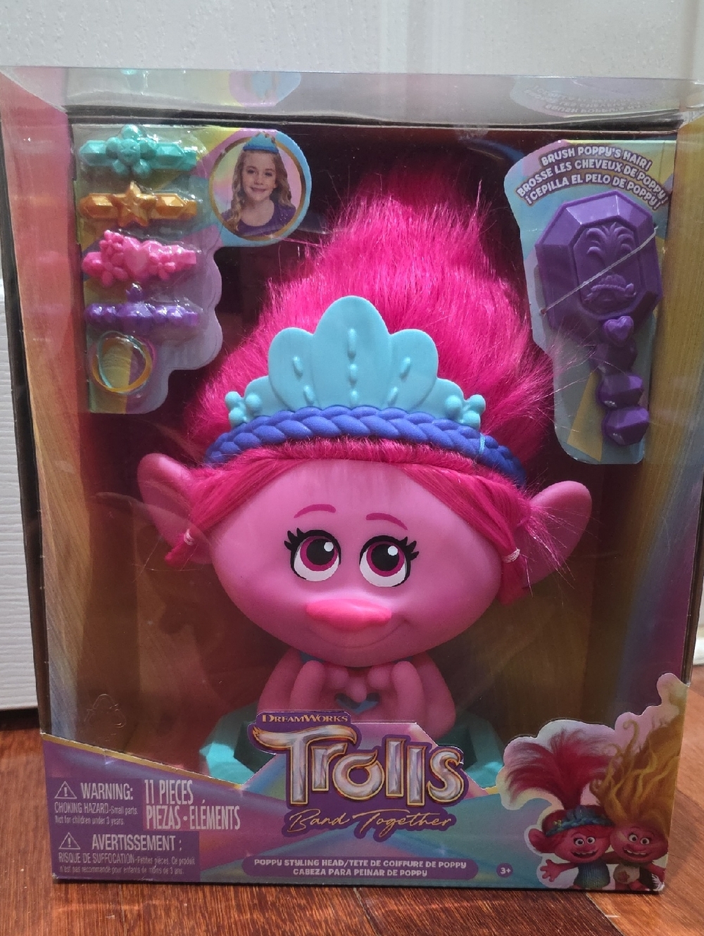 DreamWorks Poppy Styling Head - Bright Pink with Aqua Tiara and Purple Accents